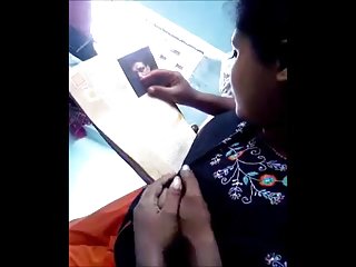 Free xxx porn tube 22 चाची प्रेस चाची स्तन स्तन प्रेस