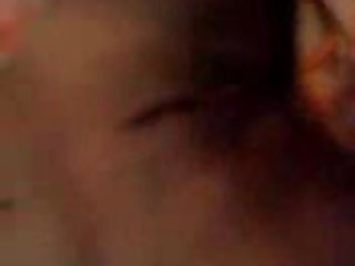 Xxx अश्लील मुक्त बांग्लादेशी कॉलेज लड़की भारतीय लड़की बाथरूम में
