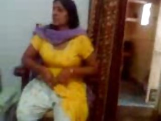 भारतीय सेक्स वीडियो के साथ भारतीय बड़े स्तन भारतीय चाची सेक्स
