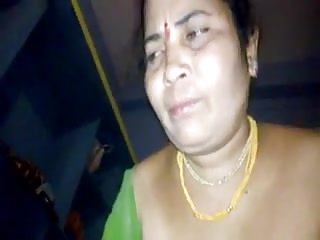 अश्लील क्लिप, ऑनलाइन परिपक्व भारतीय चाची देसी भारतीय चाची
