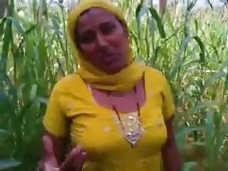 वीडियो सेक्स hd सौंदर्य चमकती दिखावटी सड़क पर